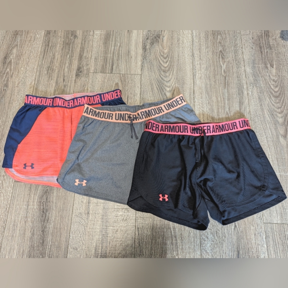 🔴SOLD🔴 *Bundle* Under Armour Women Athlete Shorts Size S